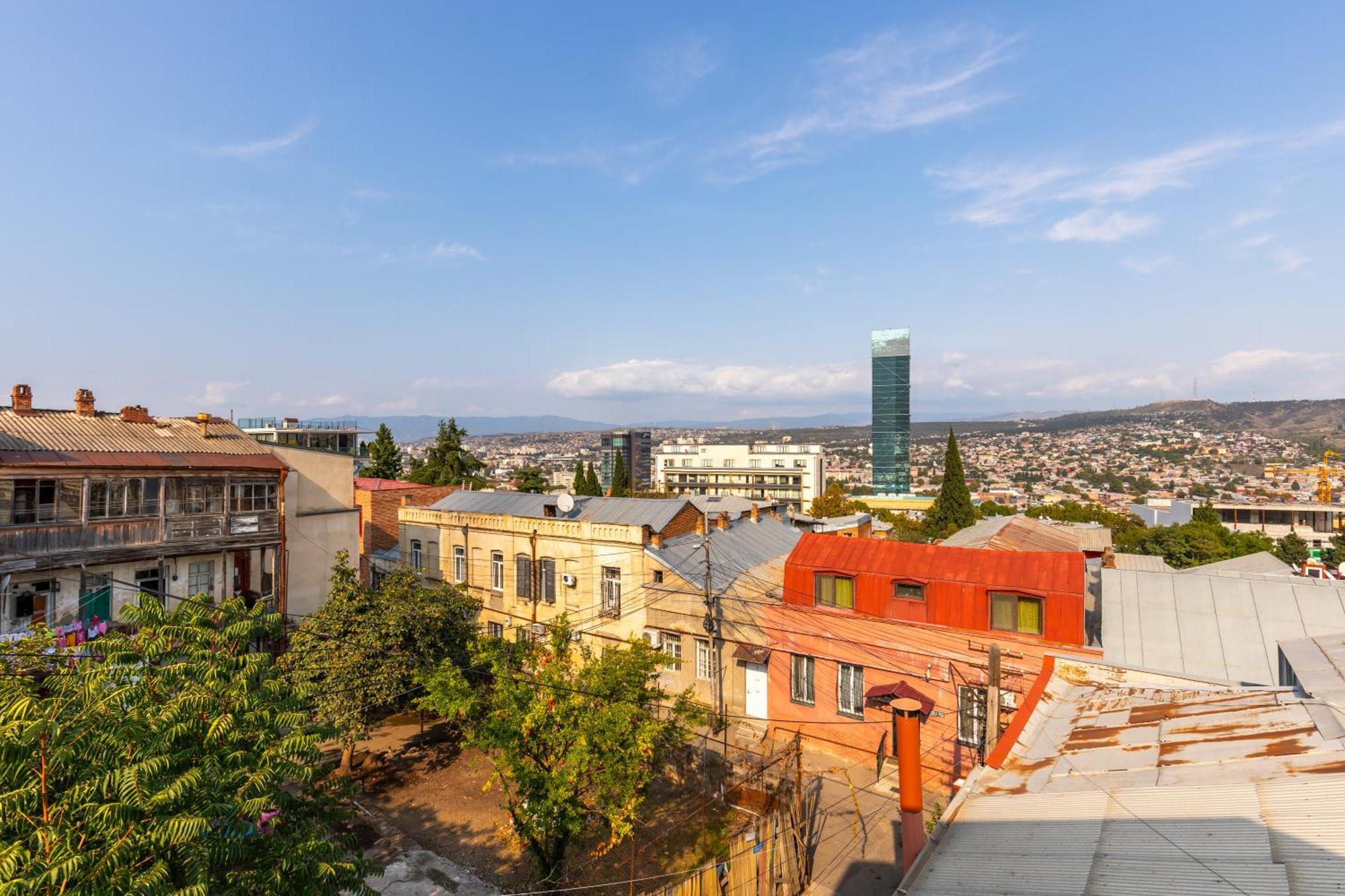 Apartments With Wine Cellar In Old Tbilisi Exterior photo